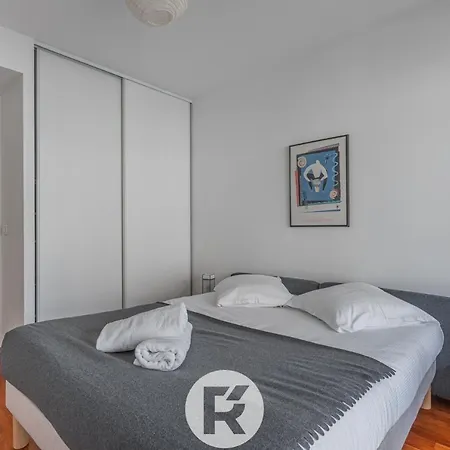 R'apparts T3 L'ideal Caserne De Bonne